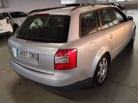 Usado Audi A4 163 CV (119 kW) 2003 Gris / plata Familiar