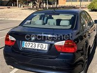 Usado BMW 318 122 CV (89 kW) 2006 Azul Berlina