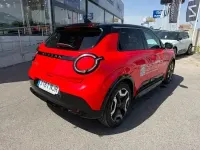 Usado Nissan Micra Tekna 110 kW (150 CV) 2025 Rojo Utilitario