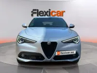 Usado Alfa Romeo Stelvio Super 190 CV (139 kW) 2022 Gris SUV