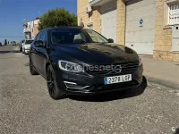 Usado Volvo V60 285 CV (209 kW) 2015 Negro Familiar