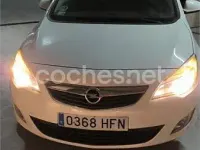 Usado Opel Astra Enjoy 125 CV (91 kW) 2011 Blanco Berlina