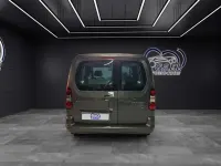 Usado Peugeot TePee Active 110 CV (80 kW) 2017 Marrón Van