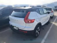 Usado Volvo XC40 R-Design 211 CV (155 kW) 2021 Blanco SUV