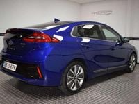 Usado Hyundai Ioniq Style 140 CV (102 kW) 2018 Azul Utilitario