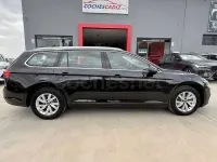 Usado VW Passat 122 CV (89 kW) 2021 Negro Familiar