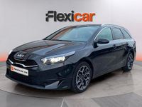 Usado Kia Ceed Style 100 CV (73 kW) 2025 Negro Utilitario