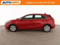 Usado Kia Ceed 120 CV (88 kW) 2022 Rojo Utilitario