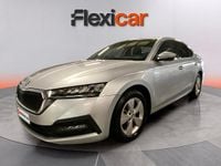Usado Skoda Octavia Ambition 116 CV (85 kW) 2022 Gris Berlina