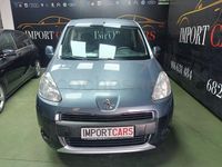 Usado Peugeot Partner Tepee Style 92 CV (67 kW) 2013 Gris / plata Monovolumen