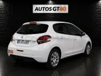 Usado Peugeot 208 Access 75 CV (55 kW) 2017 Blanco Utilitario