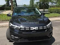 Usado Dacia Sandero Expression 101 CV (74 kW) 2025 Negro Berlina