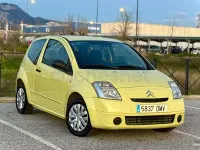 Usado Citroën C2 70 CV (51 kW) 2005 Amarillo Utilitario