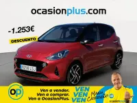 Usado Hyundai i10 84 CV (61 kW) 2021 Rojo Utilitario
