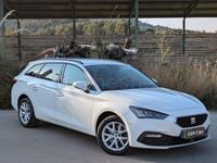 Usado Seat Leon Style 150 CV (110 kW) 2022 Blanco Familiar