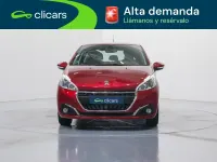 Usado Peugeot 208 Signature Sky 82 CV (60 kW) 2019 Rojo Utilitario