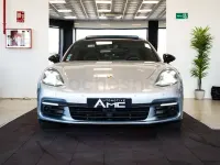 Usado Porsche Panamera 4 E-Hybrid 462 CV (339 kW) 2018 Gris / plata Utilitario