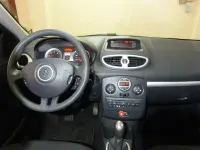 Usado Renault Clio II Authentique 75 CV (55 kW) 2010 Blanco Berlina