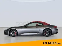 Usado Maserati GranCabrio 551 CV (405 kW) 2025 Gris / plata Descapotable