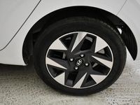 Usado Hyundai i10 63 CV (46 kW) 2025 Blanco Utilitario