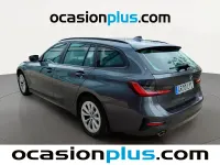 Usado BMW 318 150 CV (110 kW) 2022 Gris Familiar