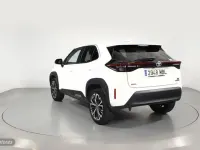 Usado Toyota Yaris Cross Style 116 CV (85 kW) 2022 Blanco SUV