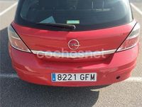 Usado Opel Astra Essentia 90 CV (66 kW) 2008 Rojo Berlina
