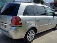 Usado Opel Zafira Cosmo 120 CV (88 kW) 2007 Gris / plata Monovolumen