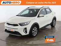 Usado Kia Stonic 84 CV (61 kW) 2023 Blanco SUV