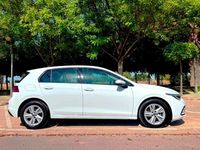 Usado VW Golf VIII 110 CV (80 kW) 2021 Blanco Berlina