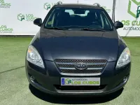 Usado Kia Ceed Sportswagon 140 CV (102 kW) 2008 Gris Familiar