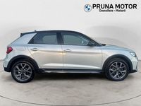 Usado Audi A1 110 CV (80 kW) 2024 Gris flecha efecto p SUV