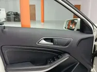 Usado Mercedes A180 AMG 109 CV (80 kW) 2013 Blanco Utilitario