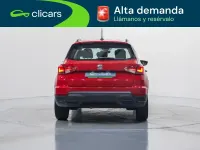 Usado Seat Arona Reference 95 CV (69 kW) 2022 Rojo SUV