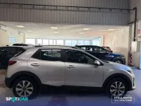 Usado Kia Stonic 101 CV (74 kW) 2024 Gris SUV