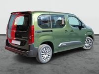 Usado Citroën Berlingo 100 CV (73 kW) 2025 Sirkka green Monovolumen