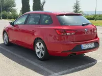 Usado Seat Leon FR 125 CV (91 kW) 2014 Rojo Familiar