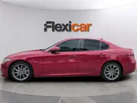 Usado Alfa Romeo Giulia Sprint 190 CV (139 kW) 2022 Rojo Berlina