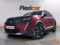 Usado Peugeot 2008 Allure 131 CV (96 kW) 2021 Rojo SUV