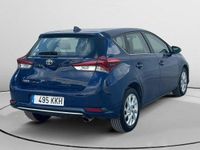 Usado Toyota Auris Business Edition 115 CV (84 kW) 2018