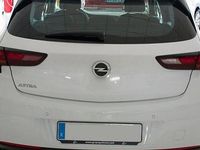 Usado Opel Astra 105 CV (77 kW) 2019 Blanco Berlina