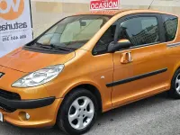 Usado Peugeot 1007 75 CV (55 kW) 2007 Amarillo Monovolumen