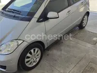 Usado Mercedes A160 82 CV (60 kW) 2011 Gris / plata Monovolumen
