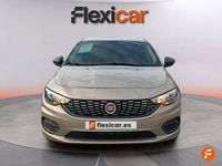 Usado Fiat Tipo Easy 95 CV (69 kW) 2018 Beige Berlina