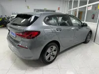 Usado BMW 116 116 CV (85 kW) 2023 Gris / plata Utilitario