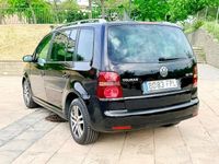 Usado VW Touran Highline 140 CV (102 kW) 2007 Negro Monovolumen