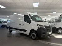 Usado Renault Master 135 CV (99 kW) 2023 Blanco Monovolumen