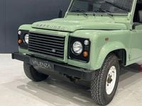 Usado Land Rover Defender 122 CV (89 kW) 2015 Verde Familiar