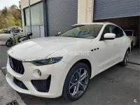 Usado Maserati Levante 530 CV (389 kW) 2021 Blanco SUV