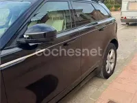 Käytetty Land Rover Range Rover Velar 240 HP (176 kW) 2017 Musta Katumaasturi